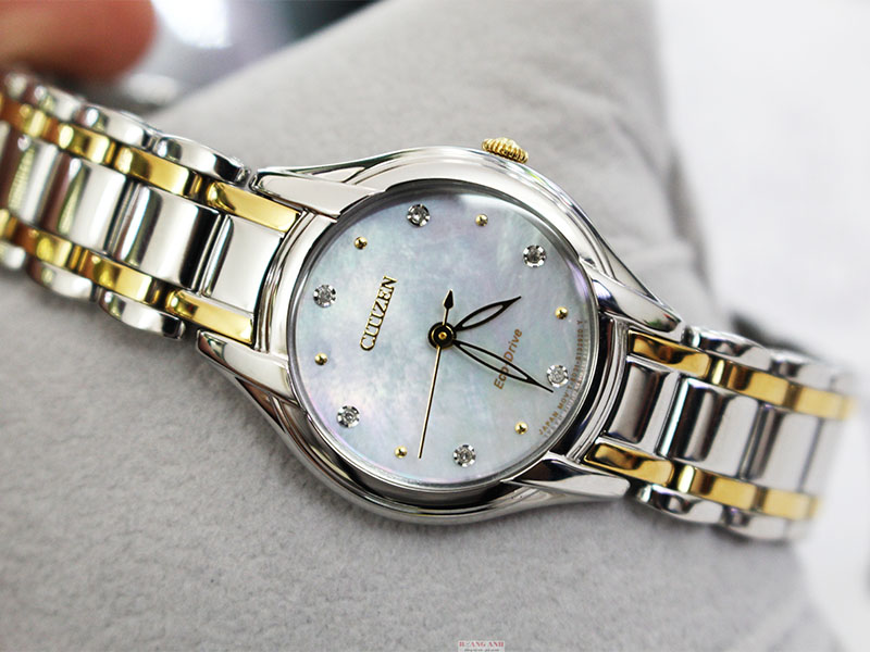 Đồng hồ Citizen Eco-Drive EM0284-51D