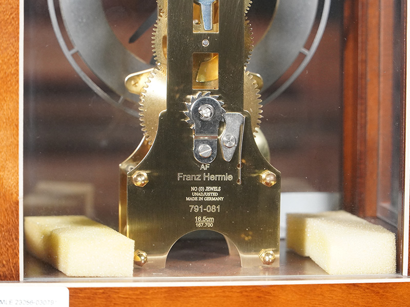 Đồng hồ để bàn Hermle 23056-030791