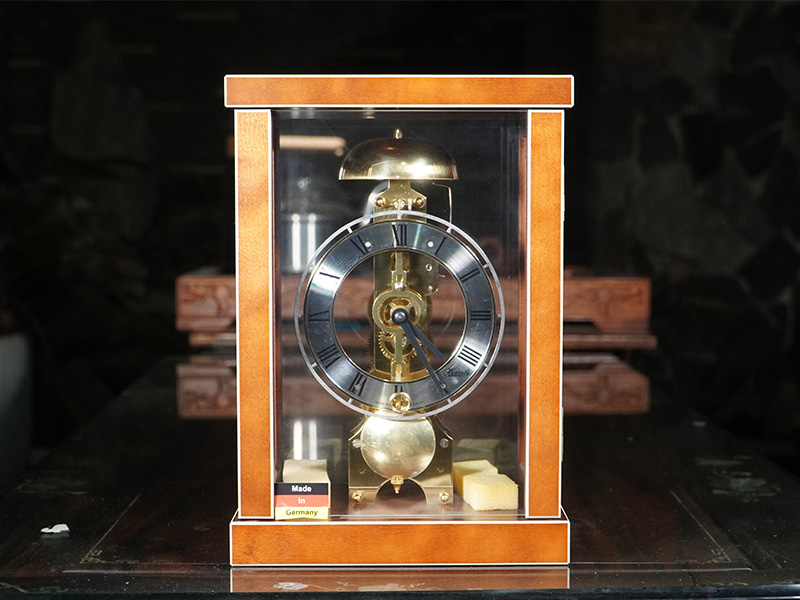 Đồng hồ để bàn Hermle 23056-030791