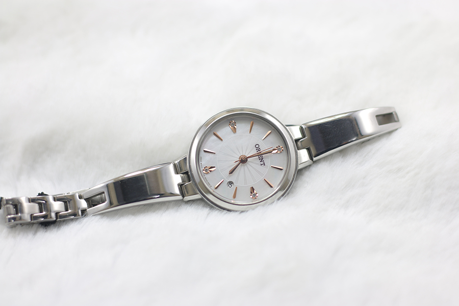 dong-ho-orient-fsz40004w0