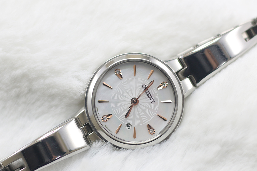 dong-ho-orient-fsz40004w0
